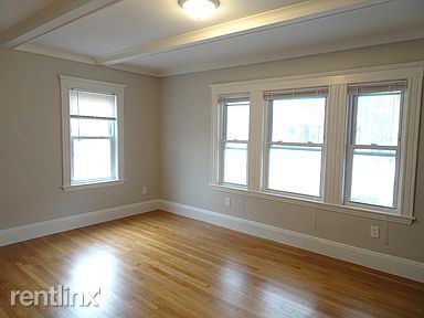 Building Photo - 4 br, 2 bath House - 31 Marathon St