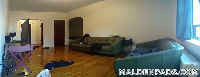 Foto del edificio - 349 Pleasant St