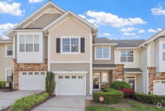 Building Photo - 5912 Hourglass Ct