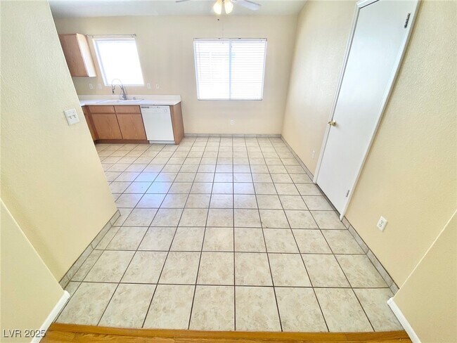 Foto del edificio - 5432 Eagle Claw Ave