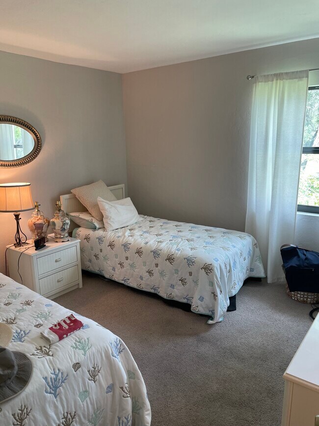 Foto del edificio - 13240 White Marsh Ln