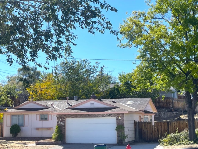 Building Photo - 7685 Carlyle Dr