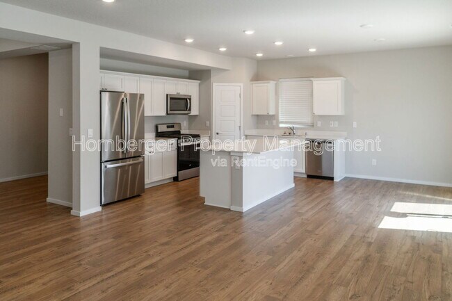 Building Photo - 5813 W Georgetown Ln