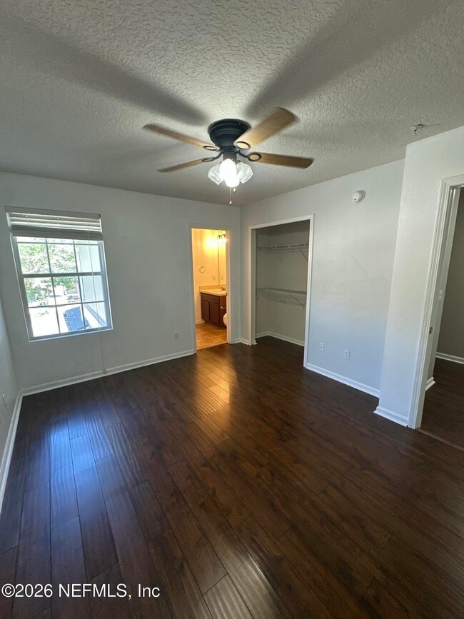Building Photo - 271 Leese Dr