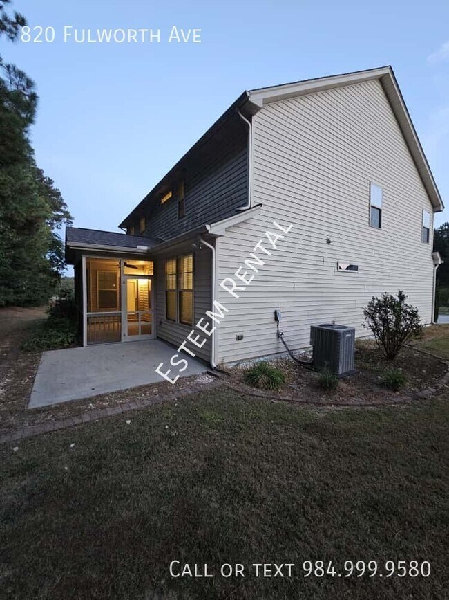 Foto del edificio - 820 Fulworth Ave