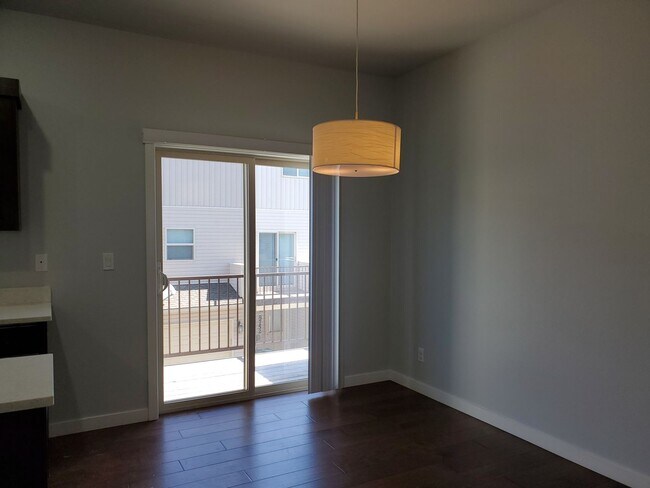Foto del edificio - 8779 W Pine Valley Ln
