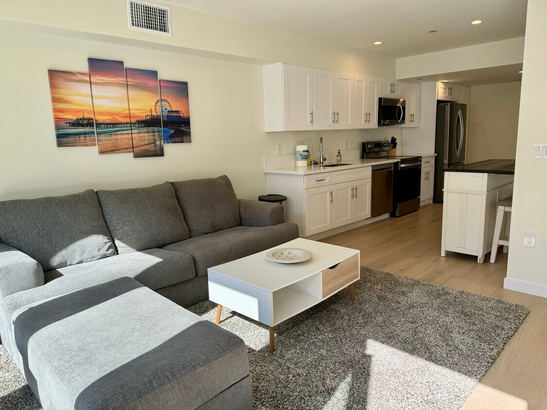 Foto principal - 2520 5th St