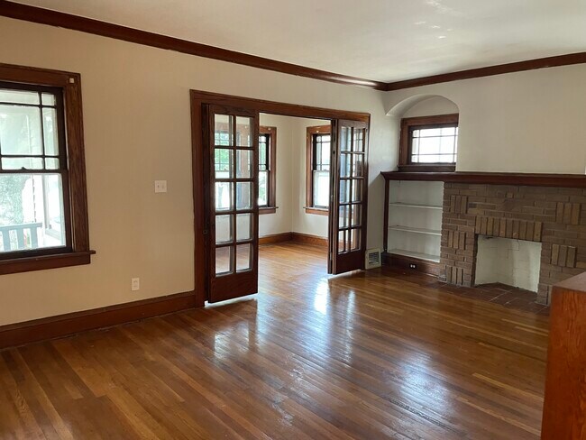 Foto del edificio - 3191 W 112th St