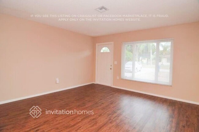 Foto del edificio - 18479 Evergreen Rd