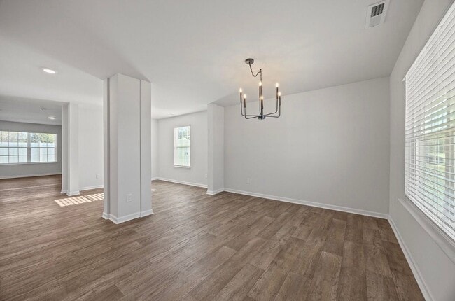 Building Photo - 1917 Rolling Meadows Dr