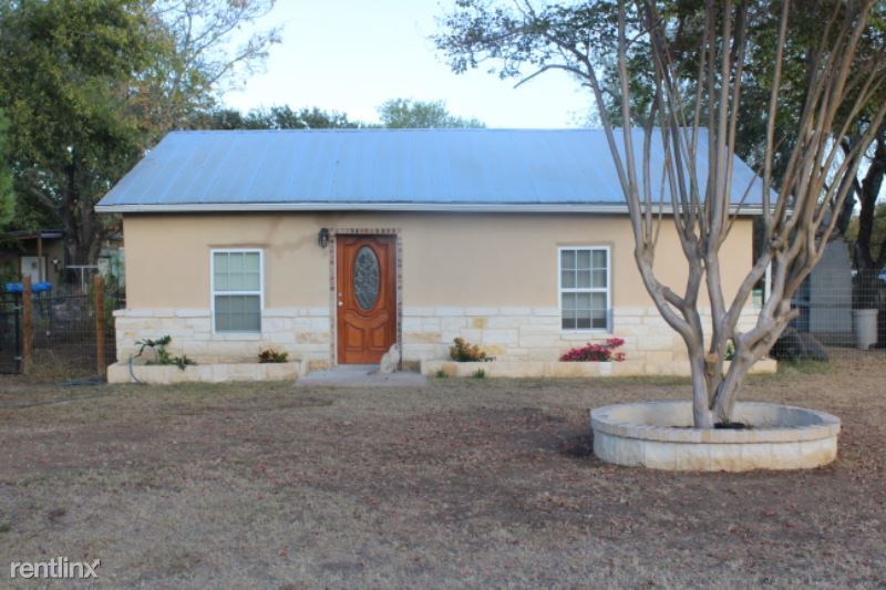 Primary Photo - 3 br, 1 bath House - 18524 N Benton St
