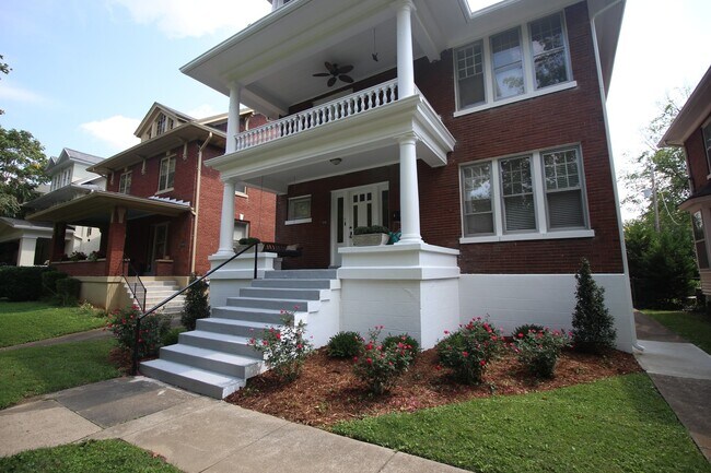 Foto del edificio - Eastern Parkway