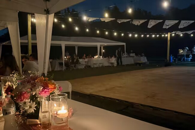 Foto del edificio - 1011 E Wintergreen Rd