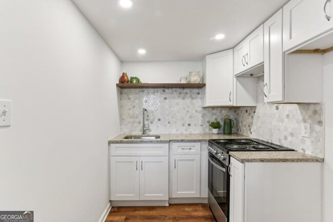 Foto del edificio - 2888 Bonanza Dr