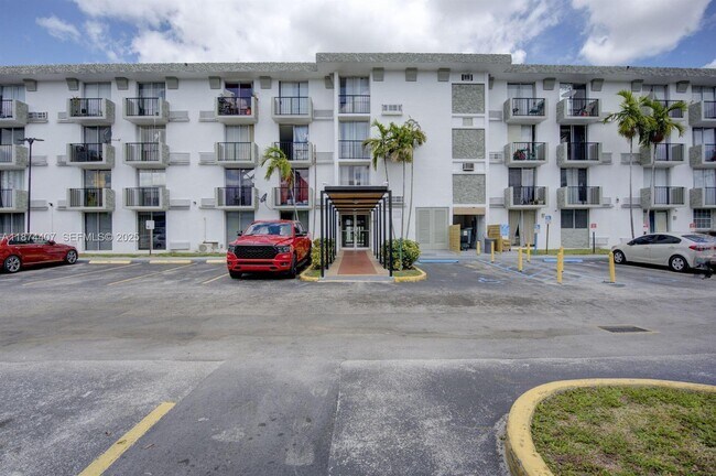 Foto del edificio - 16450 NW 2nd Ave