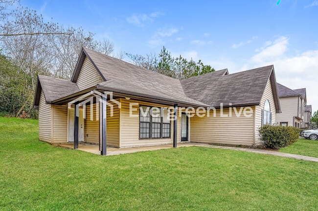 Building Photo - 548 Woodhill Cove Dr