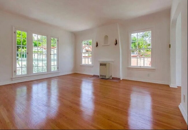 Living room - 1512 Westerly Ter