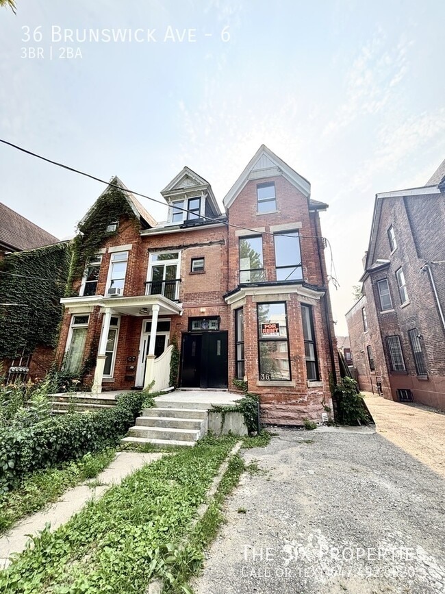 Building Photo - 36 Brunswick Ave