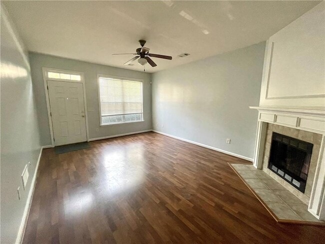 Photo - 400 Grayson Way Townhome