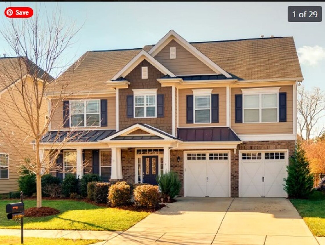 Foto principal - Beautiful home in the heart of Ballantyne