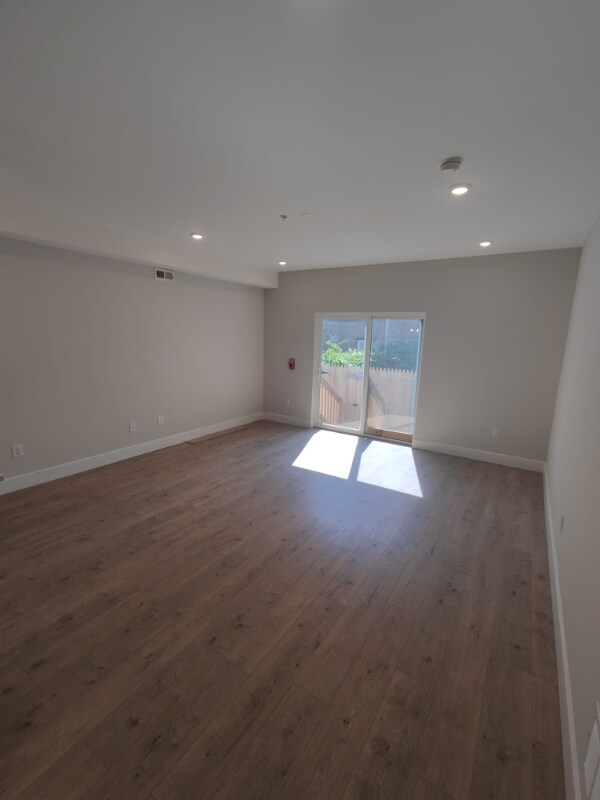Foto del edificio - 2218 N Franklin St