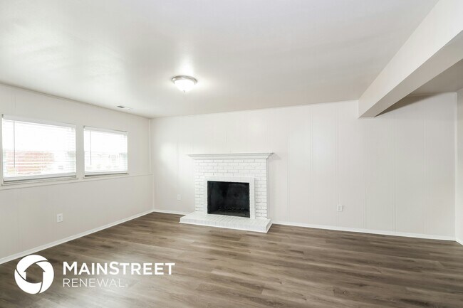 Foto del edificio - 1638 Preston Park Ln