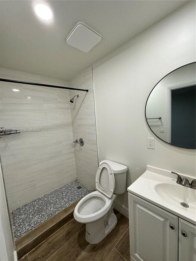 Foto del edificio - 111 SW 31st Ct