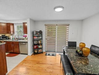 Foto del edificio - 6724 Seat Pleasant Dr