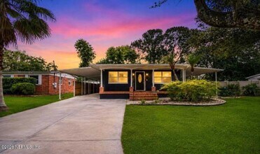 Building Photo - 6419 Ballejo Ct S