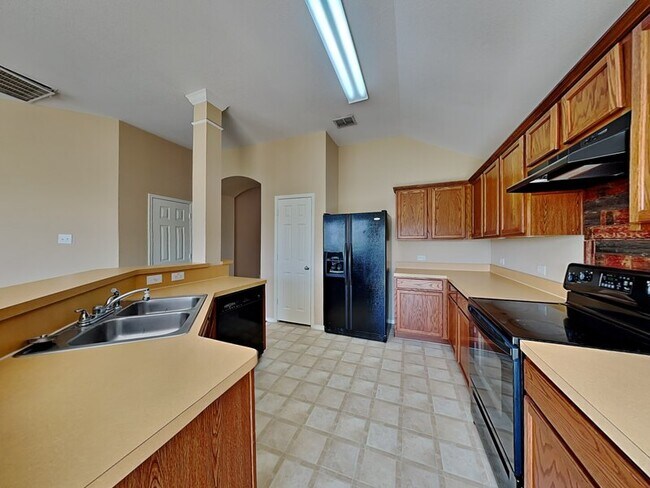 Foto del edificio - 645 Chalk Knoll Rd