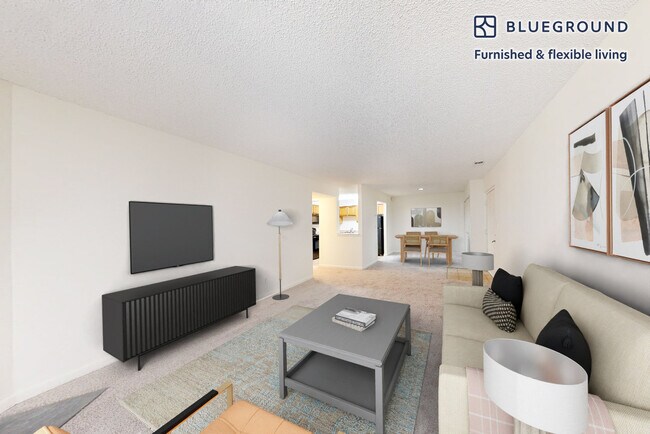 Foto del edificio - 10300 Hickory Ridge Rd