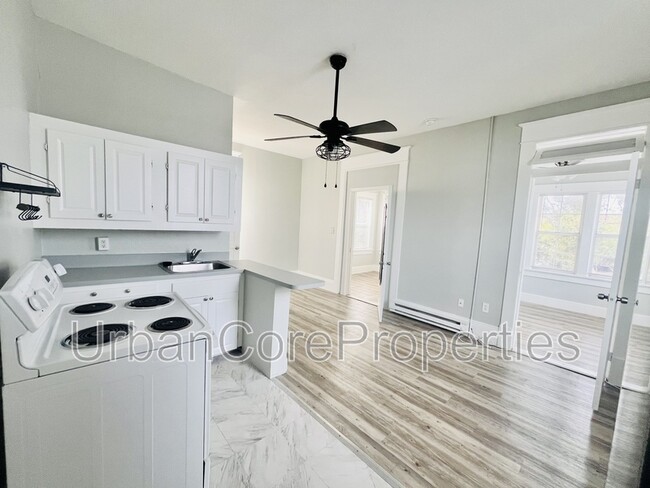 Foto del edificio - 419 4th St N