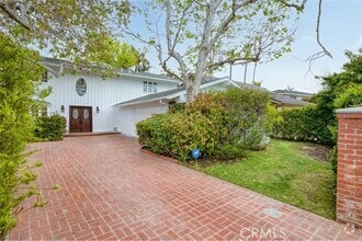 Building Photo - 16842 Harkness Cir