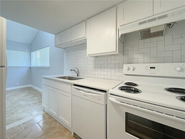 Foto del edificio - 1600 West Ave