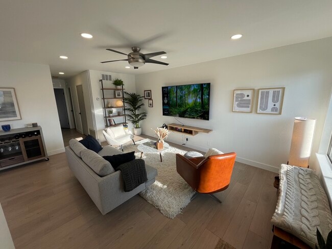 Building Photo - 2286 Warfield Way