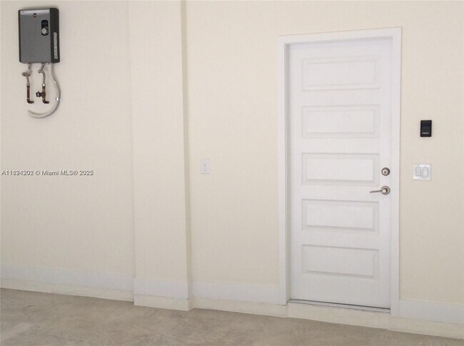 Foto del edificio - 4286 NW 83rd Ave