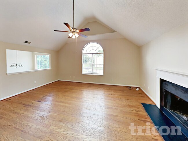 Foto del edificio - 831 Asbury Trail