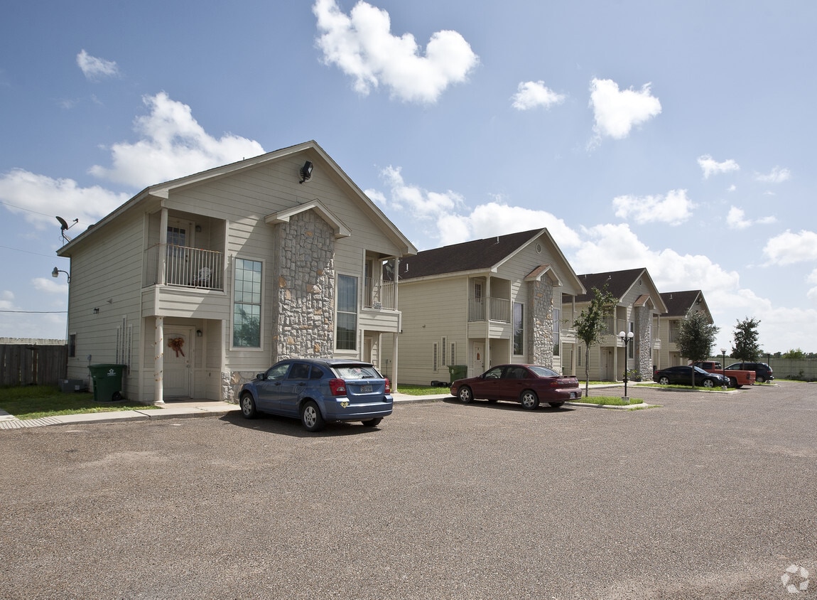 1020 Jessie St, Weslaco, TX 78596 Apartments in Weslaco, TX