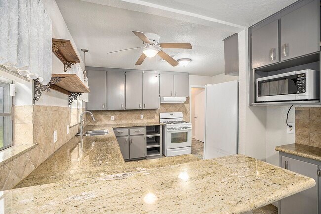 Foto del edificio - 1526 15th Ave N