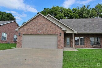 Building Photo - 324-326 Whetstone Way