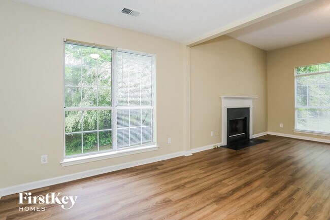 Foto del edificio - 1603 Clark Lake Dr