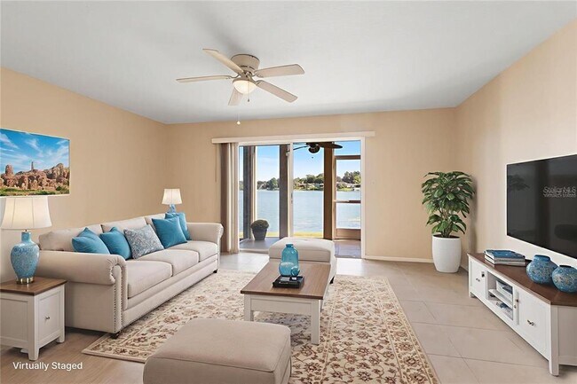 Foto del edificio - 534 Orange Dr