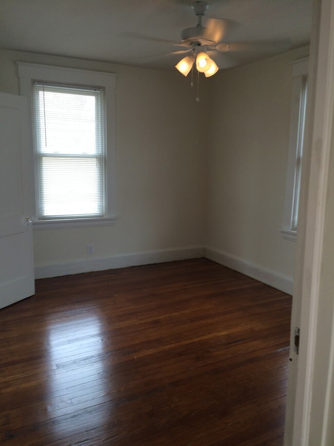 Building Photo - 1814 Williams Ave