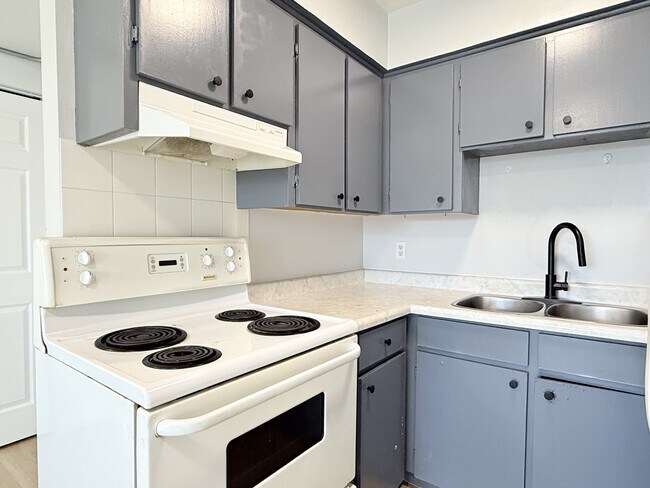 Photo du bâtiment - 591 Wellington Ave