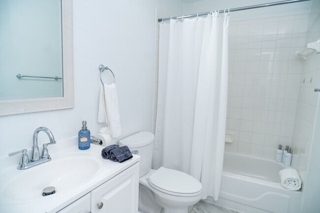 Foto del edificio - 2659 Autumn Creek Cir