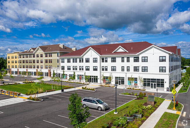 Foto del edificio - North Square Apartments at The Mill District