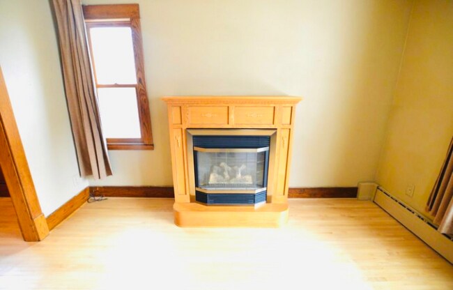 Building Photo - 408 S Arch St