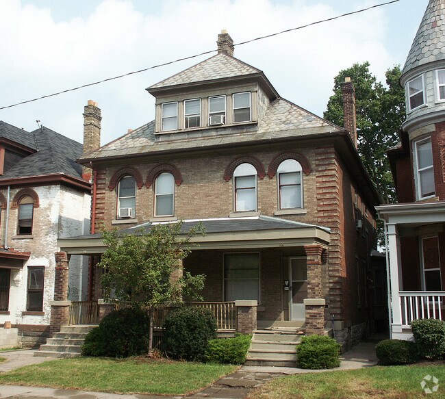 5658 W 10th Ave Columbus, OH 43201 Rentals Columbus, OH