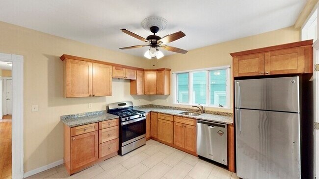 37-39 Belknap St - 37-39 Belknap St Apartment