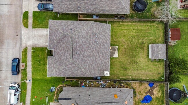 Building Photo - 1120 Lasso Ct